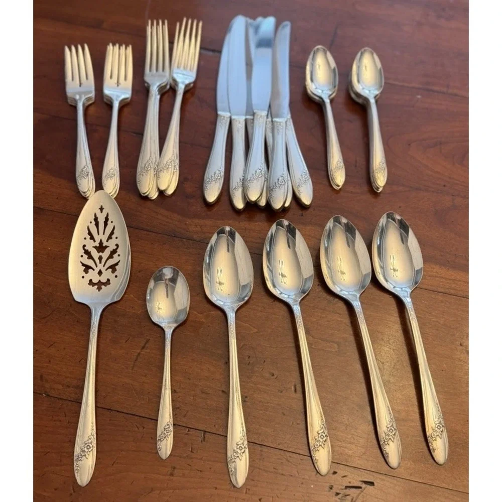 Vtg Oneida Tudor Plate Queen Bess II Silverplate Flatware 43 Piece Service for 6